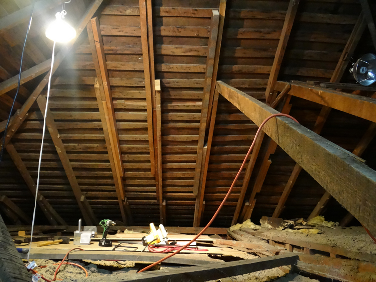 renovating-farmhouse-attic-6